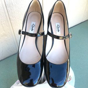 Clarks Black Patent Leather Mary Jane 9 M